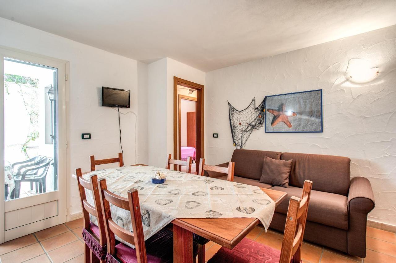 Yellow Star Holiday House Villa Marina di Mancaversa Esterno foto