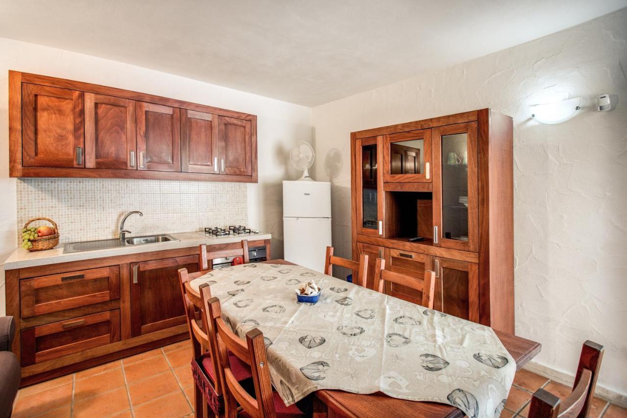 Yellow Star Holiday House Villa Marina di Mancaversa Esterno foto